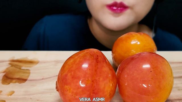 ASMR CANDIED FRUITS(Plums and tomatoes) *Tanghulu* eating sounds 자두와 토마토 탕후루 먹방 MUKBANG смотреть онлайн