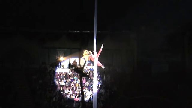 Гимнастка на полотнах «Дама на первом ряду» - Зайцева Диана смотреть онлайн