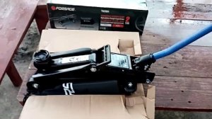Распаковка — Подкатной домкрат Forsage F-T82004