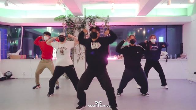 Stray Kids - CASE 143 / KRUMP[크럼프] / Groovy - KPOP음악에 크럼프를?!
