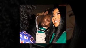 Cardi B Enjoys A Kayak Ride with Her Husband Offset During His B-day Getaway!❤️