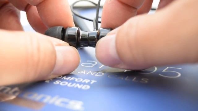 รีวิว - Plantronics Backbeat 105 หูฟัง Bluetooth น้ำหนักเบา รับสายโทรเข้าได้ смотреть онлайн