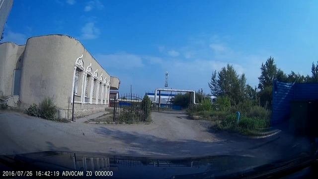 Жалость к людям унижает...