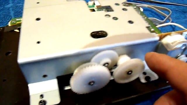 Sony MDS-JA30ES Minidisc Deck (1997-99). KMS-210A/J-N. Обзор. Профилактика. Замена пассика. смотреть онлайн