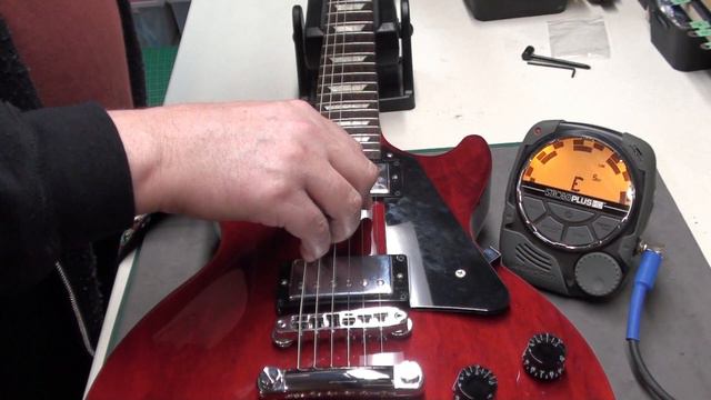 Gibson Les Paul Setup in 5 Easy Steps! смотреть онлайн