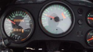 Honda VFR 750 RC36 Acceleration 0-230km/h - V4 Sound