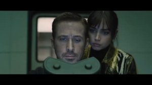 Бегущий по лезвию 2049 триллер