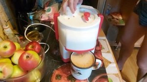 ?ПРИГОТОВЛЕНИЕ ЯБЛОЧНОГО СОКА В ДОМАШНИХ УСЛОВИЯХ! ?КОГДА ЕСТЬ МНОГО ЯБЛОК И ЖЕЛАНИЯ!