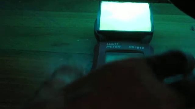 Под УФ лампой без люминофора и с люминофором смотреть онлайн