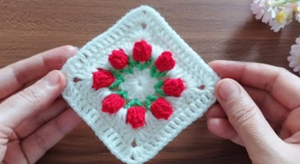 ? Квадратный мотив крючком? #вязаниекрючком #мотивкрючком