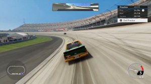 NASCAR Heat 5 - Dover Truck Setup 23.7 easy to drive