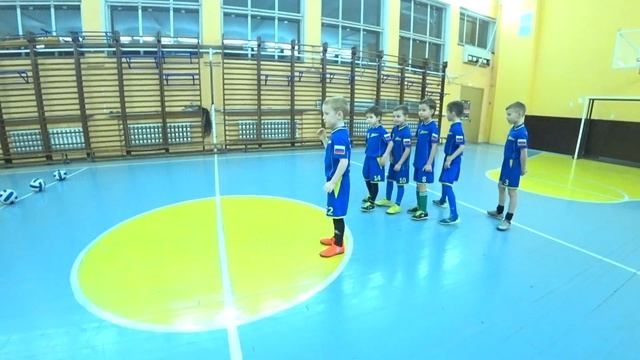 "Пенальти 3 мяча" = опасное задание!!! (ОТЛИЧНОЕ НАСТРОЕНИЕ - ПЕРЕДАЧА НА СТОРОНУ РОДИТЕЛЕЙ) смотреть онлайн