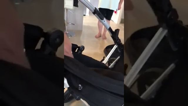 How to use a Phil and Teds Promenade pram смотреть онлайн