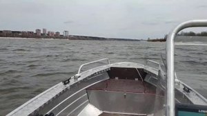 Wyatboat 390C ....по волне...
