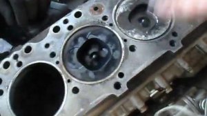 Выдавило гильзы цилиндров.