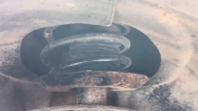 На осмотре Mercedes-Benz E-Class (W212). Какое состояние ожидаете увидеть на пробеге 300 т. км. ? смотреть онлайн