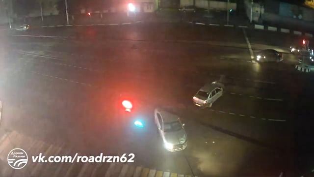 ? ДТП в Рязани "Красный? Поднажмем!!" ? (Первомайский проспект) смотреть онлайн