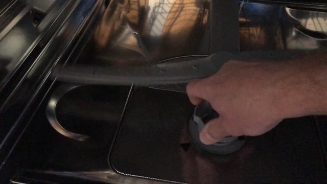 Bosch Dishwasher Not Draining Properly - Watch this! How to clean Bosch dishwasher drain and filter смотреть онлайн