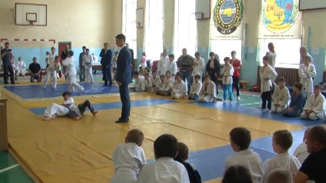 Турнір з дзюдо смотреть онлайн