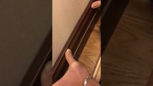 Установка деревянного плинтуса