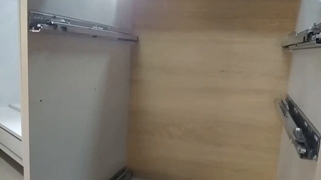 крепление направляющих TandemBox к корпусу смотреть онлайн