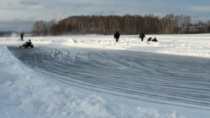 Зимний картинг на льду