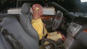 2007 Toyota Camry Solara side IIHS crash test