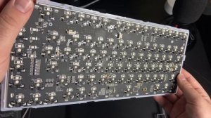 Какой-то чел ищет кнопку и борется с зиплоком от ARDOR GAMING Patron 75 почти 13 минут