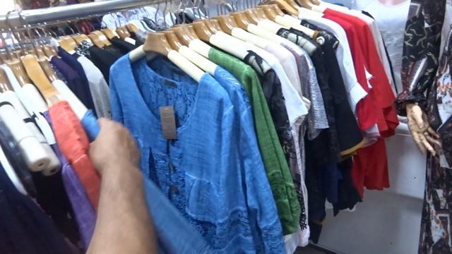 Аланья Обзор большого магазина одежды и текстиля в самом центре Алании