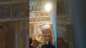 Троицкий собор Троице Сергиевой Лавры молитвенное пение у мощей Пр Сергия Радонежского