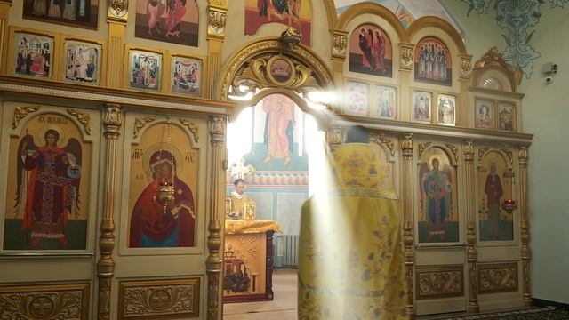 Церковный ансамбль «Светилен» храма св.Ксении Петербургской с.Абрау-Дюрсо. Видеозапись Богослужения.