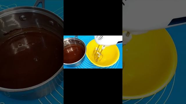 Шоколадный пирог без муки и разрыхлителя.Рецепт в описании смотреть онлайн