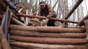 Строительство землянки у реки Кама | Переделываю крышу | Кто-то нашёл мою землянку