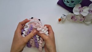 МК на большую игрушку осьминожку крючком