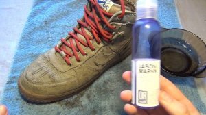 Видеообзор чистящего средства для обуви Solemate от #SNKRRVWS