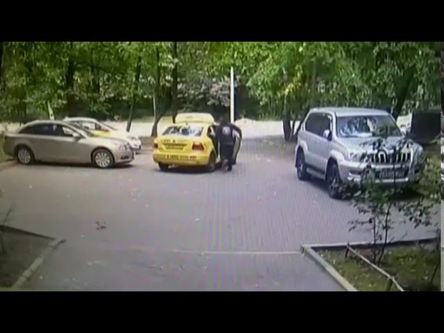 Столичные оперативники задержали подозреваемых в разбойном нападении
