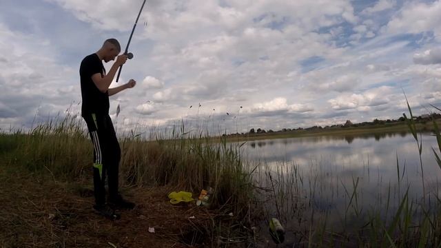 Первая летняя рыбалка! Поехали на рыбалку а набрали ... смотреть онлайн