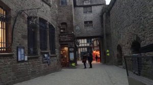 Франция. Замок на воде. Mont Saint-Michel. France.