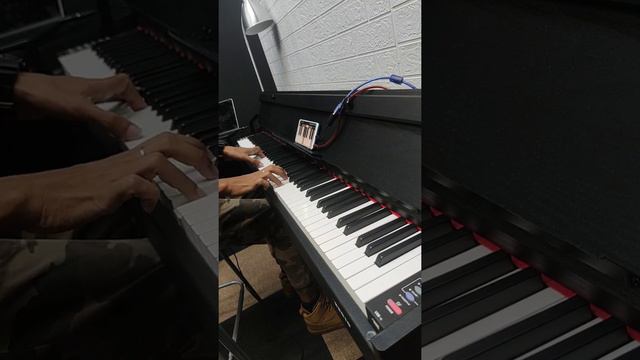 Sudoku Seidai Fully weighted digital piano connect to Android Phone piano app