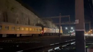 ВЛ8м-1626 С ГРУЗОВЫМ ПОЕЗДОМ ПРИБЫВАЕТ НА СТ.ИНКЕРМАН-1