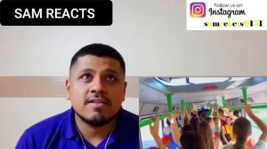 британцы реагируют на Выйду ночью в поле с конем в автобусе