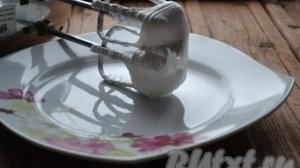 Пирог с вишней и творогом из песочного теста