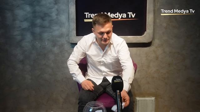 GİRESUNLU FENOMEN KÜRŞAT OFLU SOSYAL MEDYADAN GELEN SORULARI YANITLIYOR / @kursatoflu28 смотреть онлайн