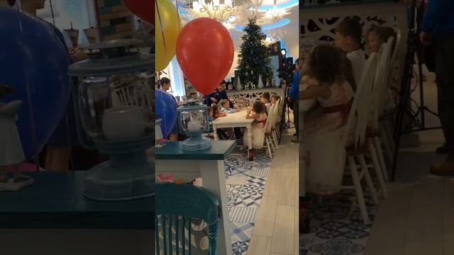 Фабрика мороженного Ангария смотреть онлайн