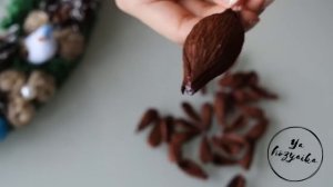 Шишка из гофрированной бумаги для Новогодних композиций. DIY.