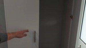 Шкаф для стирально- сушильной машины в ванную комнату.