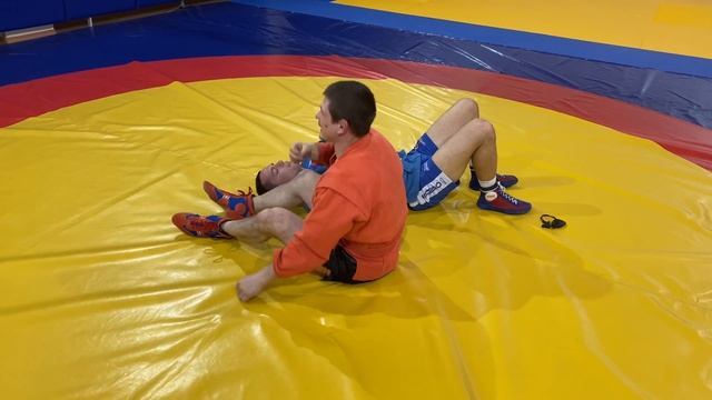 Техника ЧЕМПИОНА. РЫЧАГ ЛОКТЯ (ARMBAR), когда соперник мостит. Владислав Мацков_Школа самбо Sambi.s