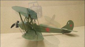 Миниатюрная копия легендарного советского самолёта По-2(У-2).