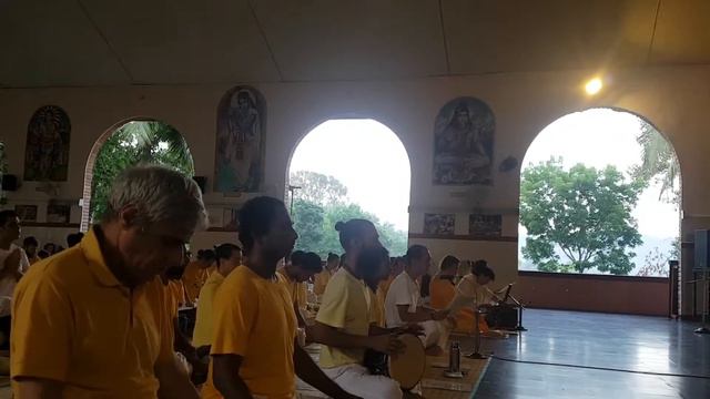 Shiva Shiva Mahadeva - Sivananda Chants Kerala Neyaar Dam смотреть онлайн