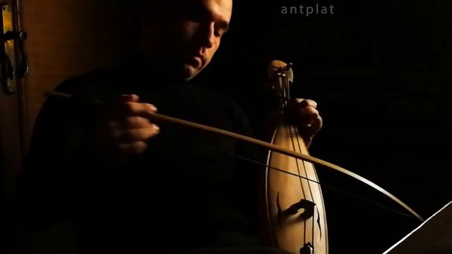 Shichepshin - traditional Circassian bowl instrument  ШыкIэпщын  ШыкIэпшынэ   Шичепшин